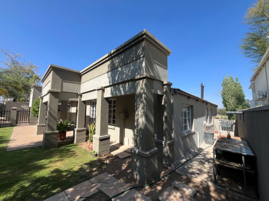3 Bedroom Property for Sale in Upington Northern Cape